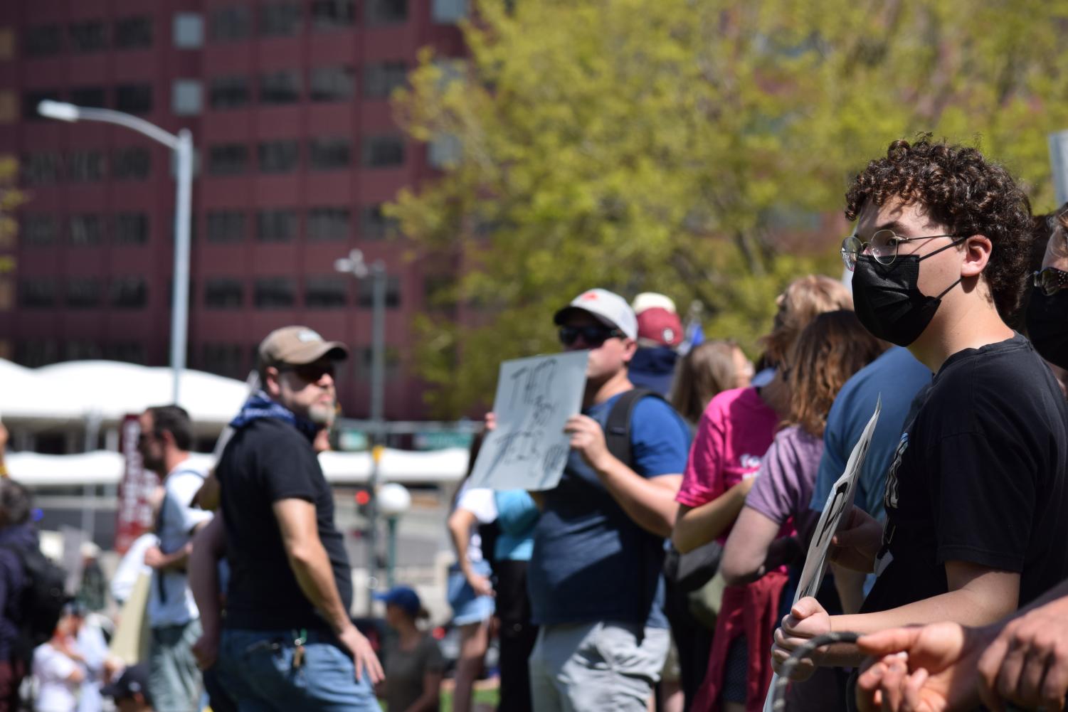 Denverites Show Up to Protest Roe v. Wade Overturning