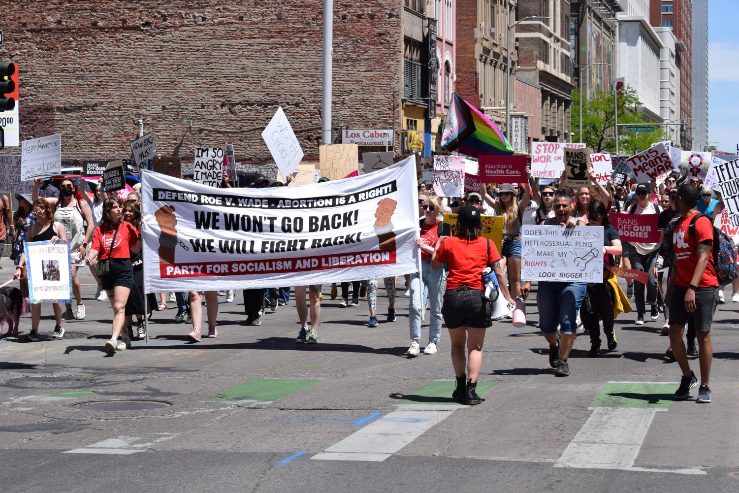 Denverites Show Up to Protest Roe v. Wade Overturning