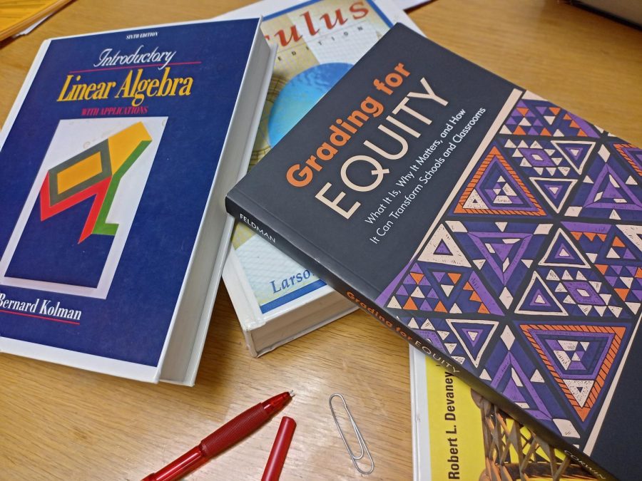 Math+teacher+Robert+Matuscheck+teaches+Calculus+3+Honors%2C+Differential+Equations+Honors%2C+and+Linear+Algebra+Honors+while+also+being+a+facilitator+for+the+Evidence+Based+Grading+%28EBG%29+Group+at+Creek.+He%2C+like+all+members+of+the+EBG+Group%2C+works+towards+implementing+equitable+grading+practices+in+his+classes.