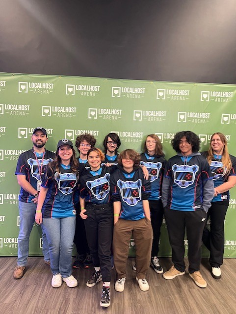 The Splatoon team poses at State (Front row left to right  Alexandra Bak, senior Andy Terhune, freshman Ollie Byers. Back row left to right: Daniel Crawford, freshman Moose Landow, senior Ashton Cohen, freshman Alex Clift-Willoughby, junior Kevin Rodriguez, Jennifer Ford.)